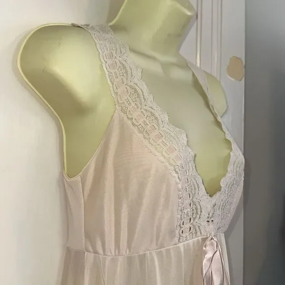 Vintage 60s Olga light pink deep lace V neck sleeveless nylon long nightgown